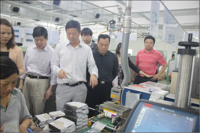 公安部、農(nóng)業(yè)部、工商總局等部委給予銀農(nóng)科技DCS自動(dòng)化生產(chǎn)線高度贊譽(yù)